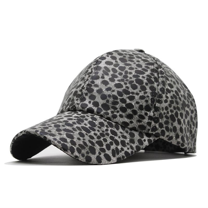 

Leopard Print Baseball Cap Pu Leather Material Bare Body Men S And Women S Versatile Cap One size fits all чорний