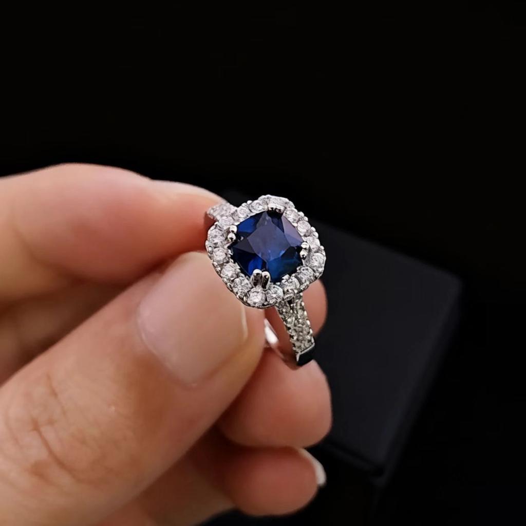 Deluxe Simulated Natural Emerald Ruby Square Bag Ring Women'S Light Luxury High-Texture High-Carbon Diamond Ring