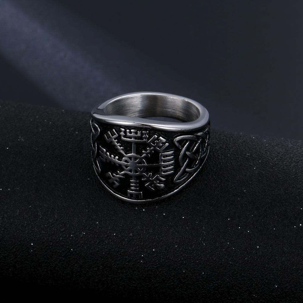 Ring personalized domineering Viking warrior men's ring Odin rune warrior men's ring