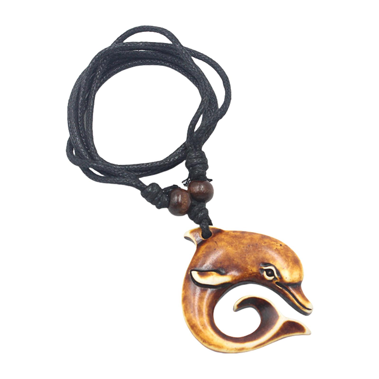 

Ожерелье с подвеской в виде дельфина из смолы, регулируемая длина, ручная работа, цепочка для ключицы, ювелирное изделие для повседневной или официальной одежды коричневый