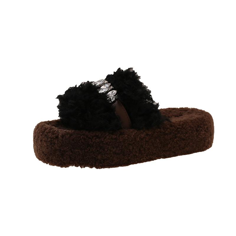 Lamb wool slippers women's autumn and winter 2025 new muffin thick bottom outer wear one-word cotton drag women's outer wear