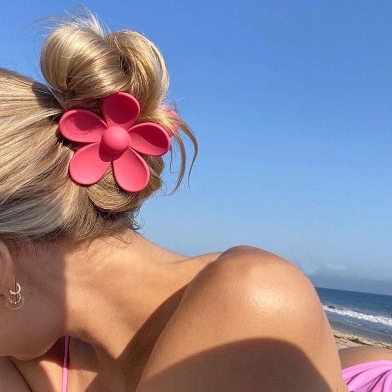 1PCS Candy Colors Big Flower Hair Clip Women Girls Cute Ponytail Makeup Bath Crab Claws Clips Fashion Fresh Beach Headwear Accessories