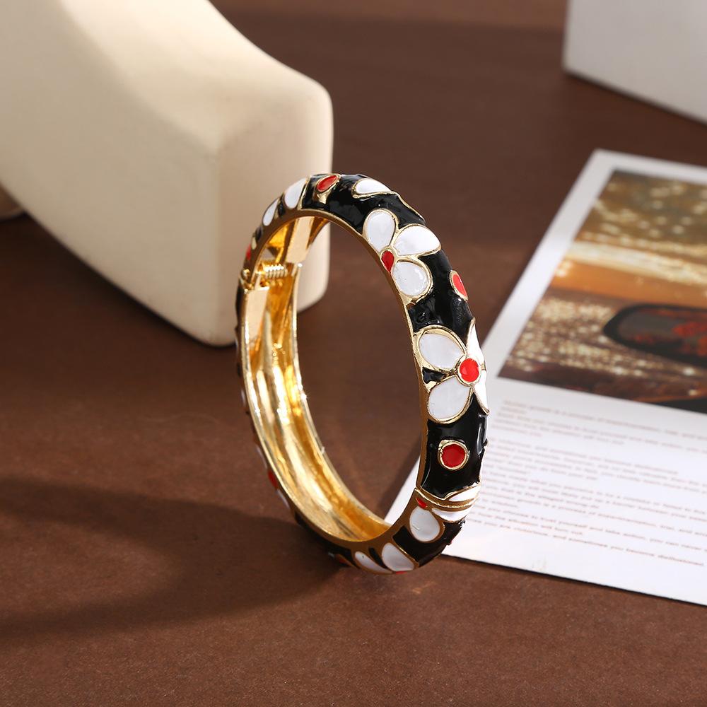 DIEZI Bohemian Sweet Enamel Flower Wide Bangles For Women Men Exaggerated Fashion Gold Color Bangles Bracelets Gift Jewelry