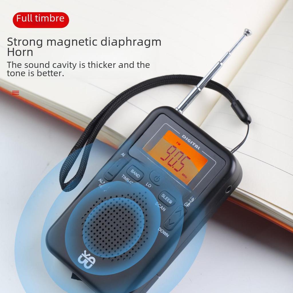 Radio stereo tascabile FM/AM con orologio W-206: Design quadrato portatile ed elegante