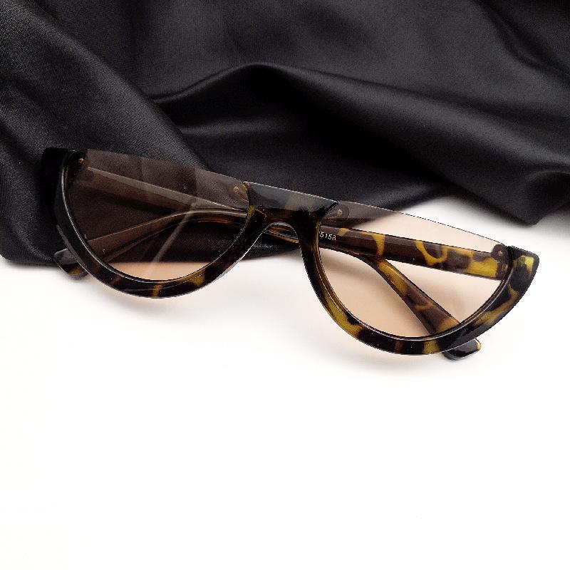 

Women s half-frame cut-edge punk sunglasses Transparent coloured retro glasses Stylish party glasses Simple Daily accessories