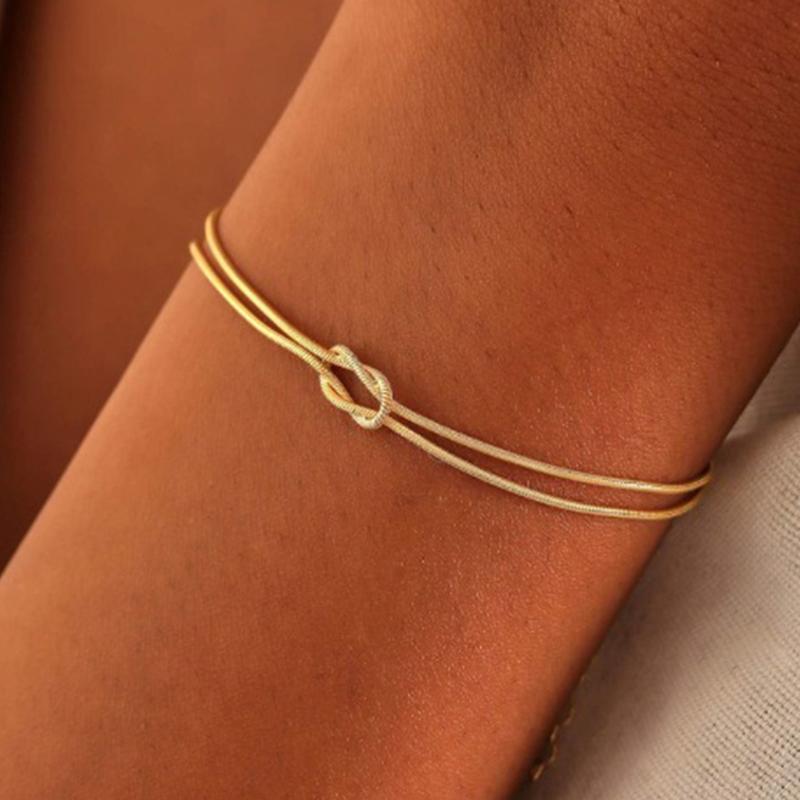 5Pcs Bohemian Metal Heart-Shaped Bracelet Set for Women Fashion Gold Color Multi-Layer Adjustable Hand Chain Holiday Zircon