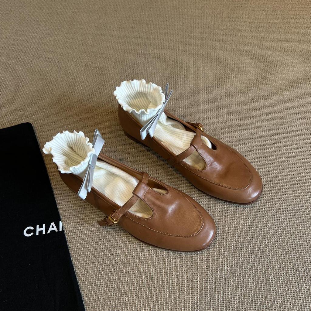 Sheepskin version~ early spring new leather loafers women's low heel one pedal T-button small leather shoes retro comfortable single shoes