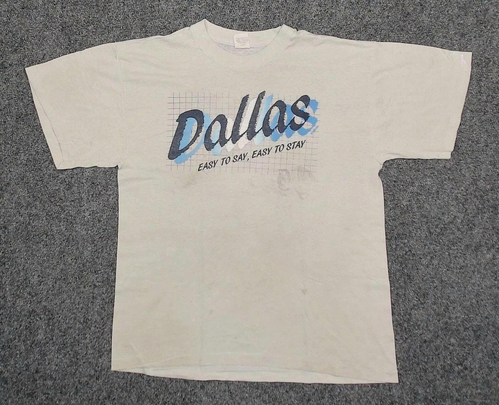 1983 Dallas Souvenir T-Shirt, Faded Gray Blue Grunge Tee Unisex T-Shirt S
