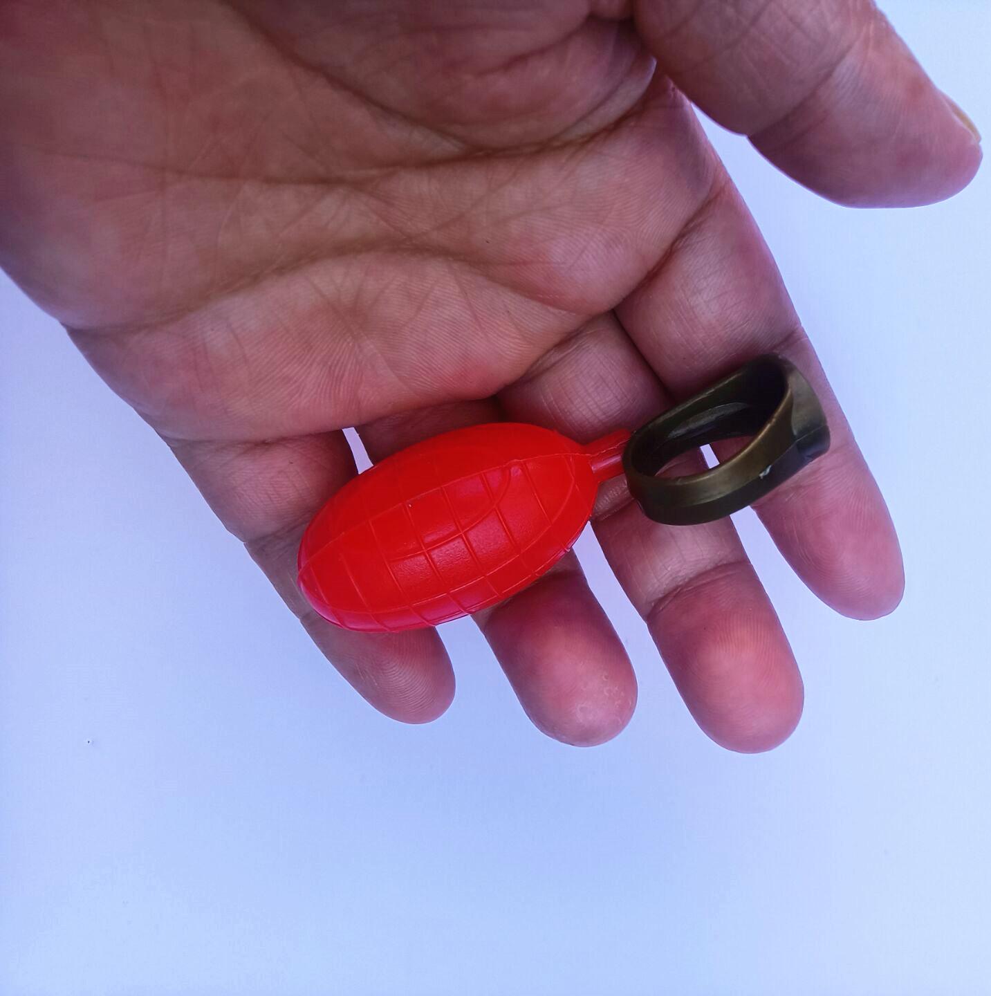 

Волшебное водяное кольцо-спрей: Новинка Игрушка Игровой Реквизит