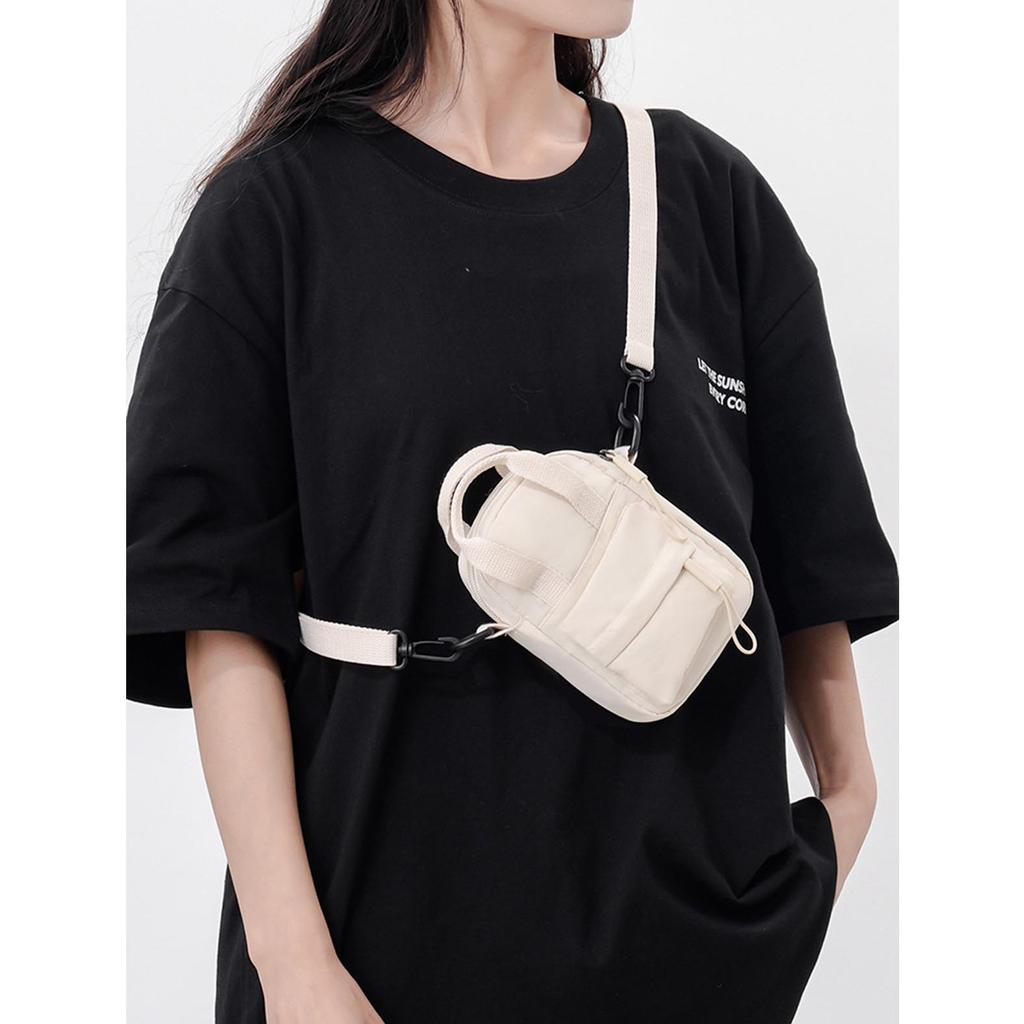 Spring/Summer New Casual Crossbody Bag Nyl Fabric Simple and Versatile Small Shoulder Bag Outdoor Fitness Cycling Phe Bag