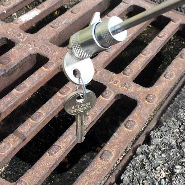 Magnetisk uttrekkbar lommelykt, lommelampe, maks lengde 80 cm