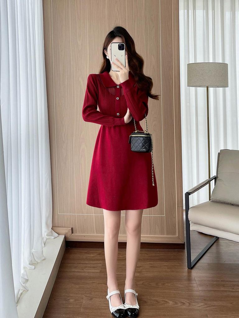 2026 Autumn/Winter Red Slimming Knit Dress for Petites