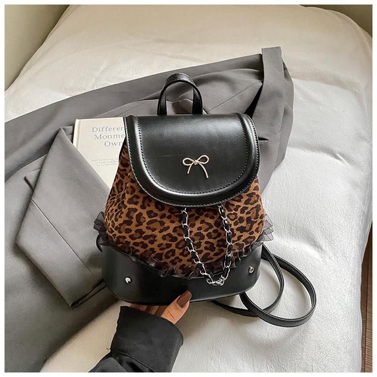 

Fashion leopard print simple and lightweight backpack bag women s 2025 autumn new simple large-capacity commuter bucket bag коричневый
