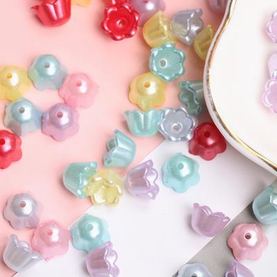 40 cuentas acrílicas sueltas de lirio de los valles, 9 x 6,7 mm, material para receptáculo de flores de moda para hacer joyas, pendientes, llaveros y accesorios.
