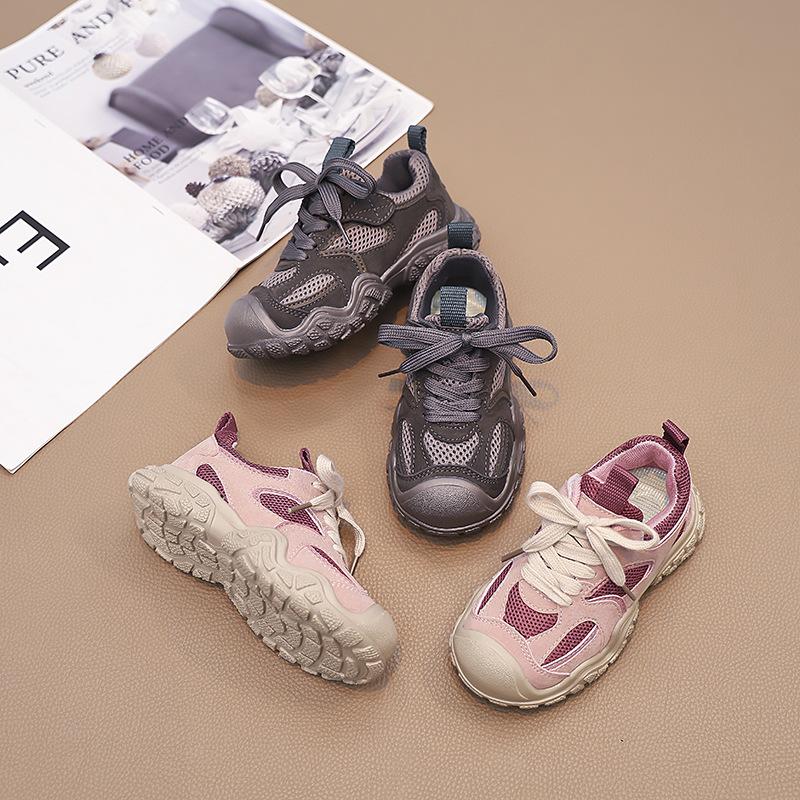 Children's sports shoes 2025 autumn new students outdoor non-slip men and women middle and older children versatile non-slip old mountaineering shoes