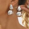 2026 New Vintage Glossy Waterdrop Shaped Stud Earrings for Women Ladies Simplicity Oval Metal Earrings Party Jewelry Accessories