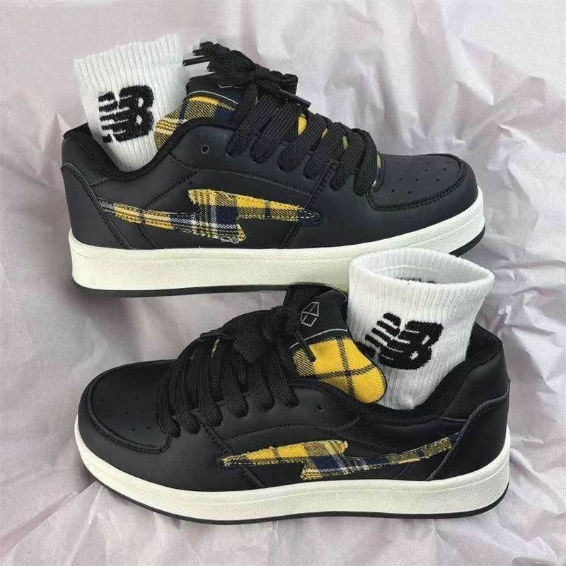 

New black and yellow plaid color scheme bread shoes women s niche original lightning versatile board shoes 44 жёлтый