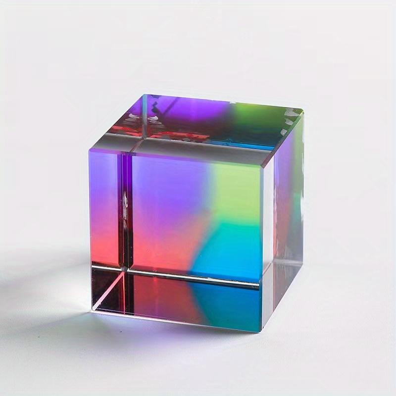 Fortryllende krystallprismekube: Allsidig og lysbrytende, perfekt for oppholdsrom og hager, ideell gave