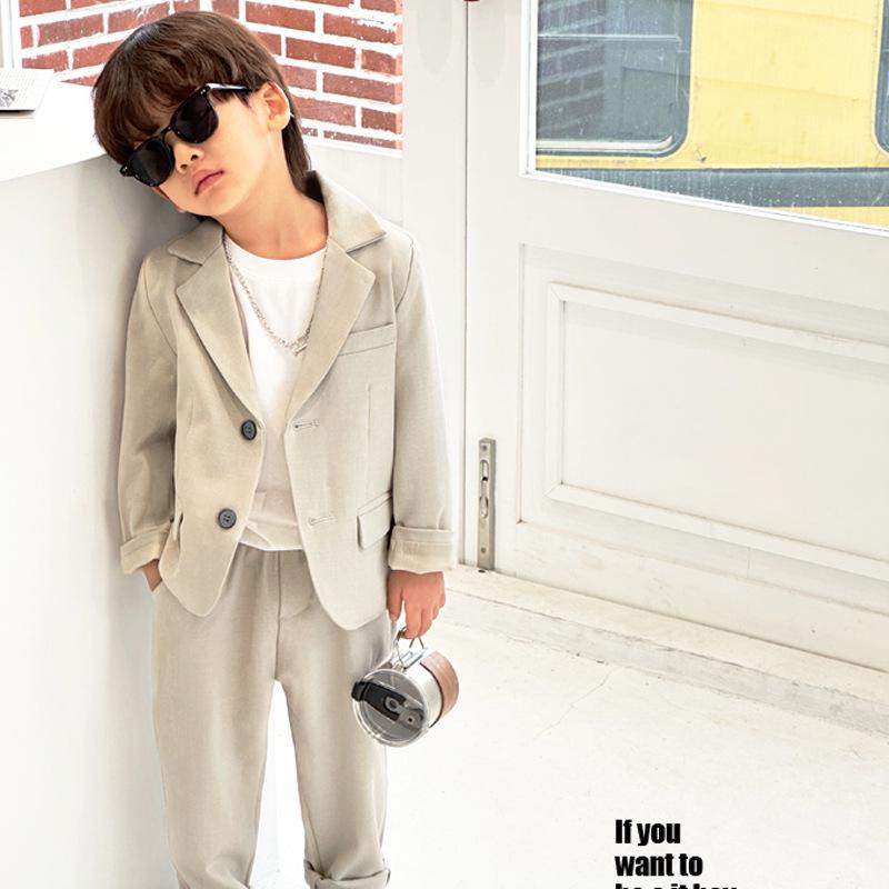 Set Tuxedo Elegant de Primăvară/Toamnă pentru Băieți - Costum Stil Coreean pentru Băieți cu Flori și Modă de Podium