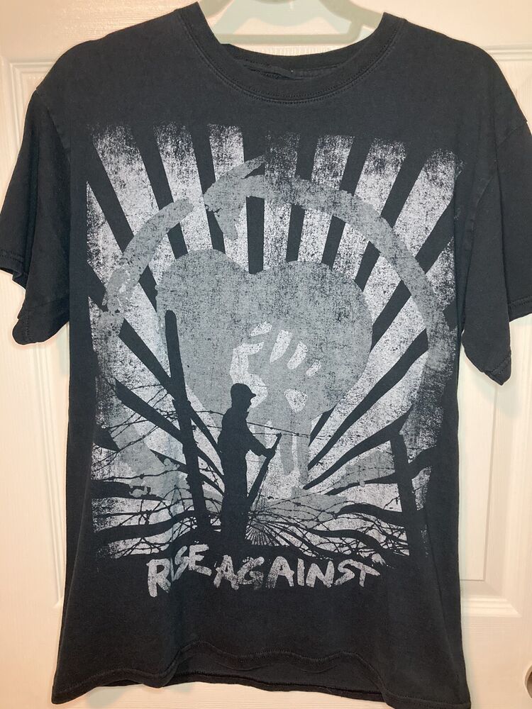 Rise Against Band Graphic Sz Unisex T-Shirt