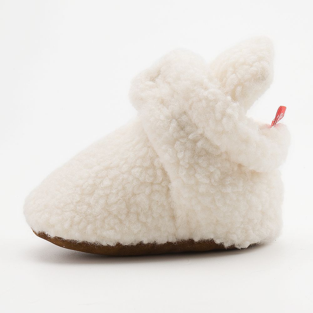 Herbst und Winter Neue Babyschuhe Weiche Unterseite Kleinkindschuhe Korallen Samt Fällt Nicht Ab Schuhe Warme Schuhe Babyschuhe