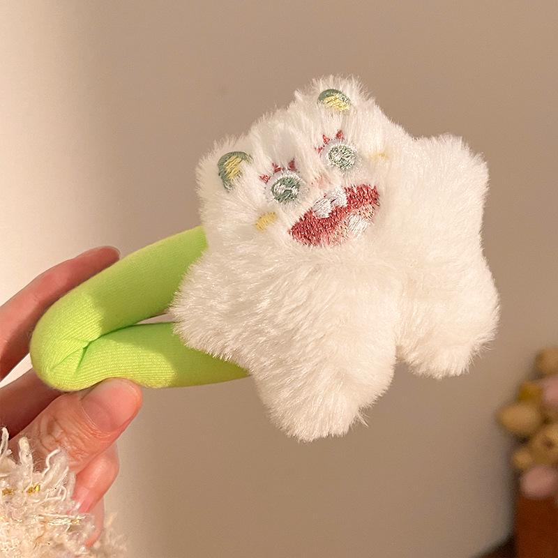 Cute Cartoon Plush Heart Hair Clip – Girly Side Bangs Bendy Accessory