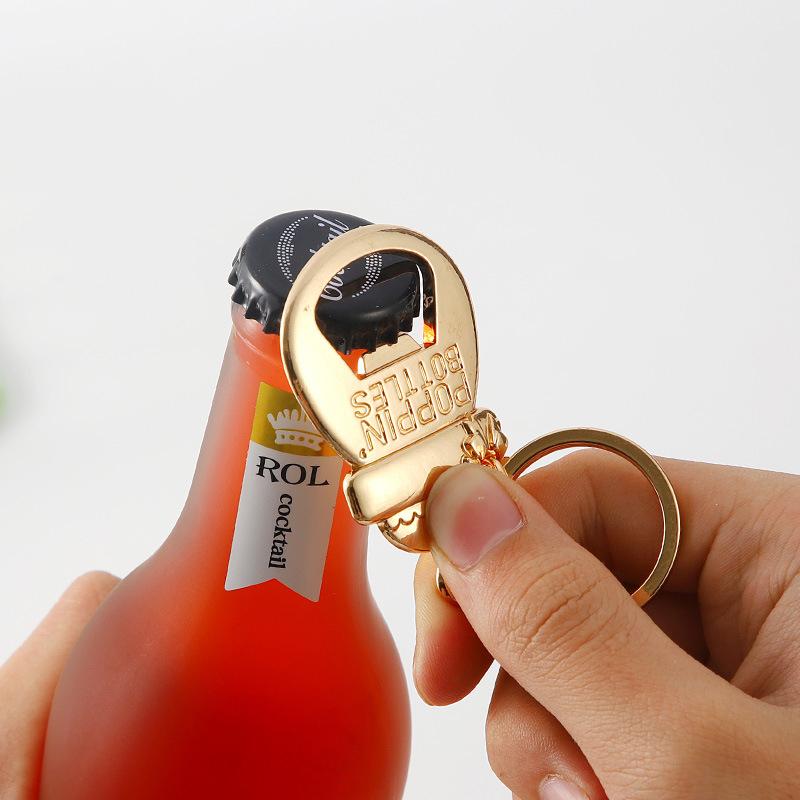Flaschenöffner Kreativ Tragbar Schlüsselanhänger Bierdeckel Schraubenzieher Flaschenöffner Geburtstagsfeier Kleine Geschenke Barwerkzeug