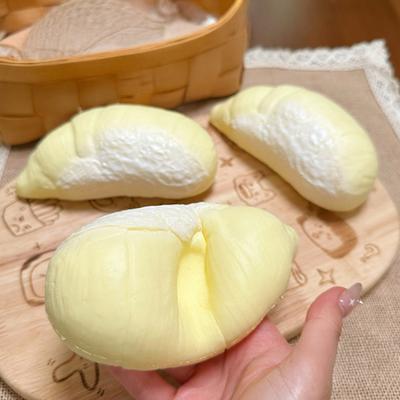Simulated Food Toy Slow Rebound Bread Design Stress Relief Toy Realistic Texture Color Soft Silicone Decompression Toy Desktop Ornament