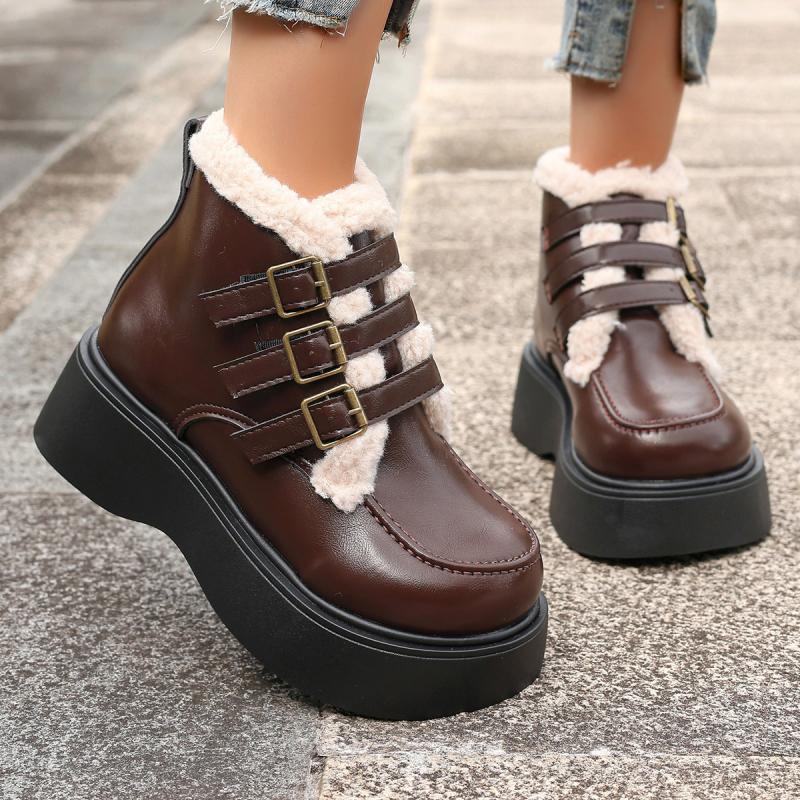 Fashion Belt Buckle Decoration Fur Cute Snow Boots Women 2025 Winter Soft Non Slip Thick Bottom Ankle Boots Warm Short Plush Booties
