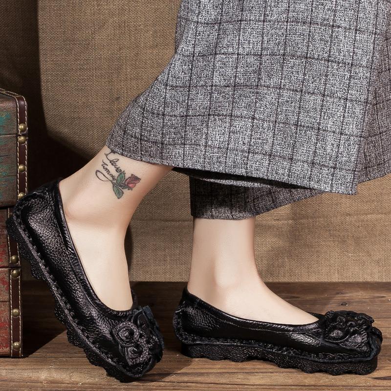 Cowhide women's shoes soft sole shallow mouth flat heels comfortable mother shoes flower single shoes round head middle heel Doudou shoes