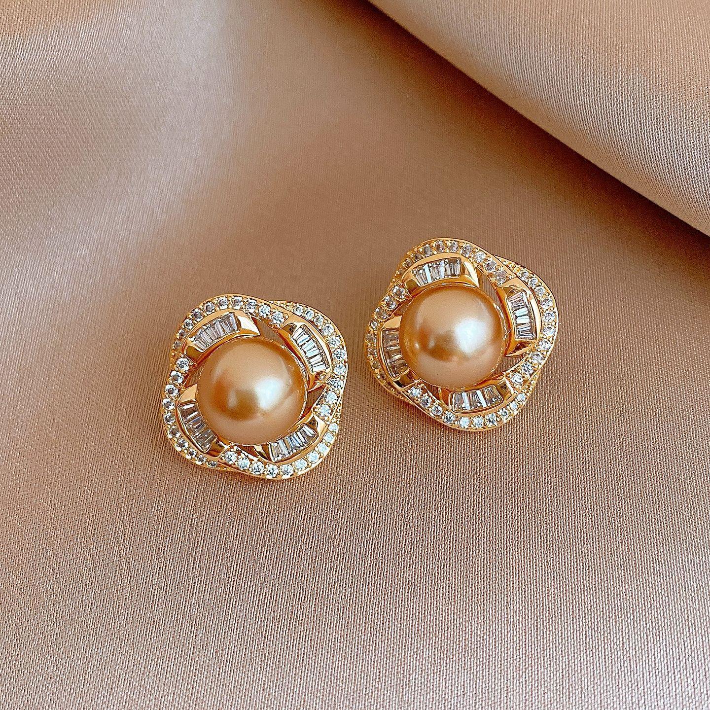 European and American zircon spiral pearl earrings, stud earrings, exquisite and simple earrings, women