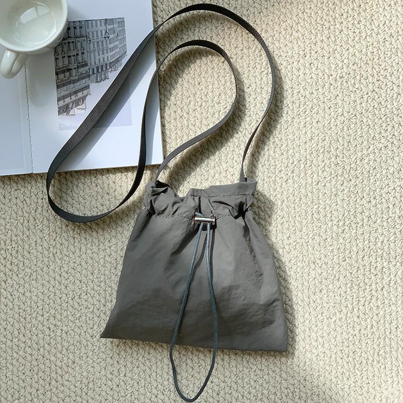

Korean Style Ins Personalized Casual Drawstring Nylon Cross-body Small Bag Women s All-matching Simple Lightweight Mini One-shoulder Cloth