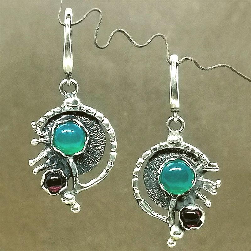 Bohemian Vintage Synthetic Emerald Asymmetrical Pendant Earrings Women  Exquisite Banquet Dangle Earrings Jewelry Crafts