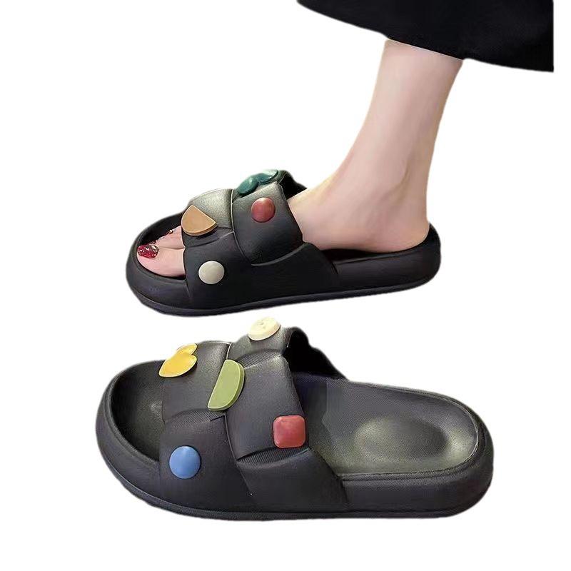 2025 Summer Cool Indoor Couple Slippers: Emotional Design for Women