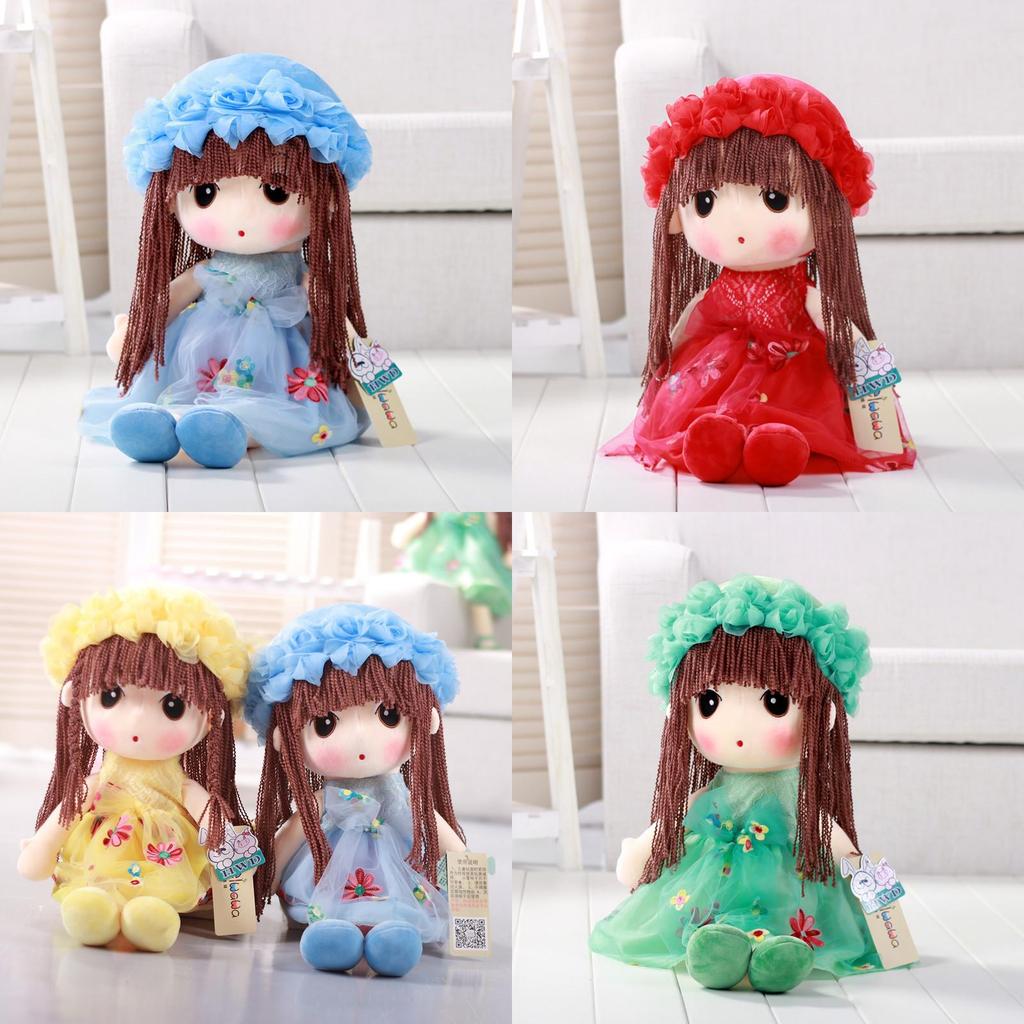 Vacker Barnplyschdocka Leksak Bedårande Prinsessplyschleksak Med Charmig Klänning