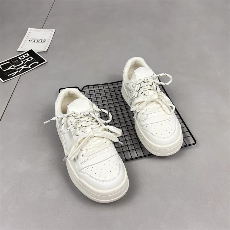 Spring 2025 new round head lace-up ins retro platform white shoes women's niche versatile casual sports shoes
