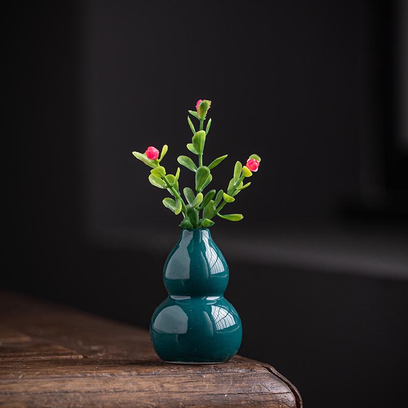 Creative Mini Ceramic Desktop Vase: Small Flower and Green Plant Hydroponic Bonsai Ornament for Indoor Decoration