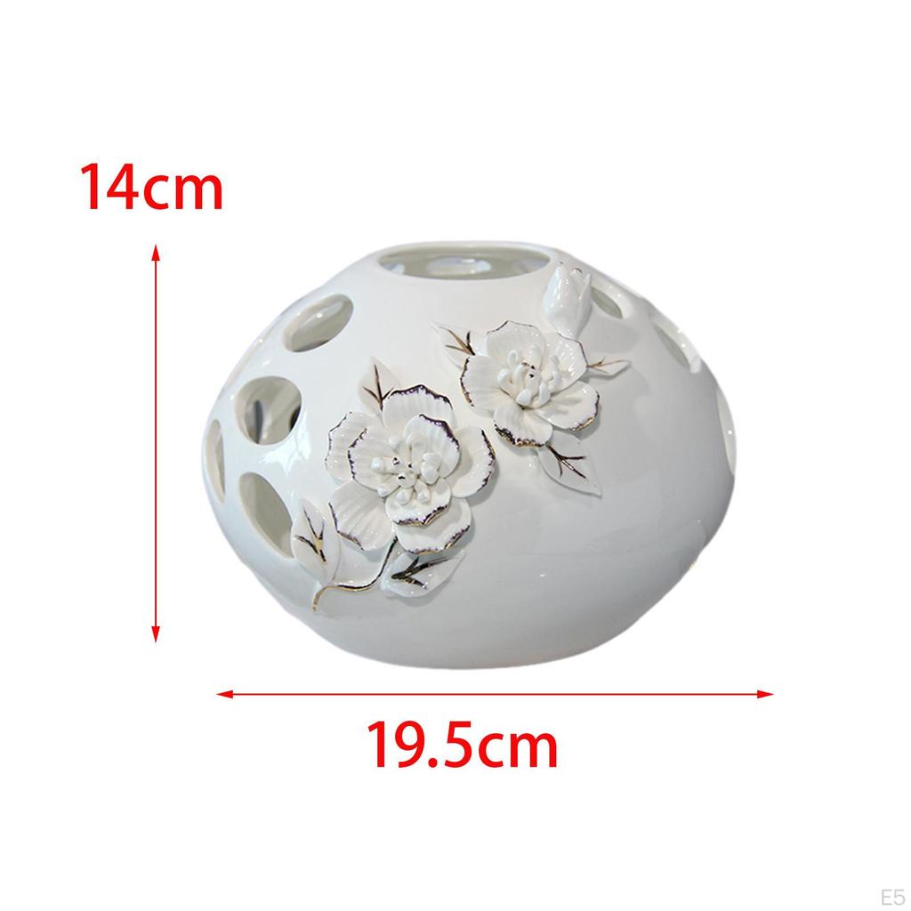 Vasă elegantă din ceramică pentru decorarea interioară - design floral complicat