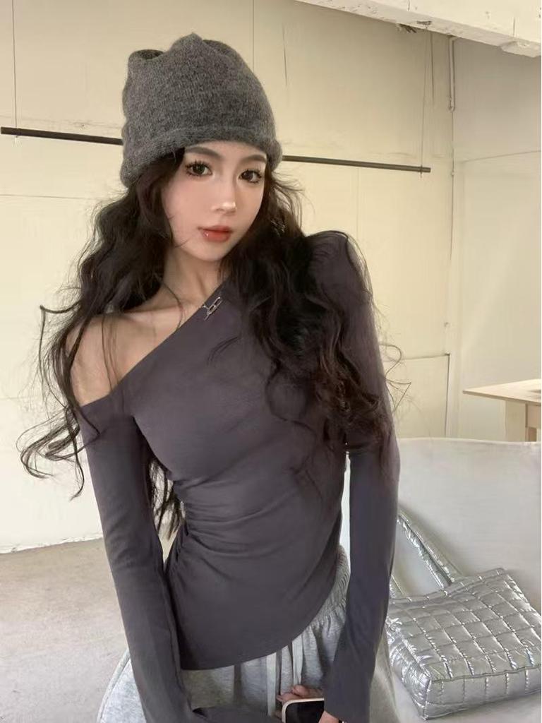 Women's Black Off-Shoulder Sexy Long Sleeve Slim Fit Irregular Top for Autumn