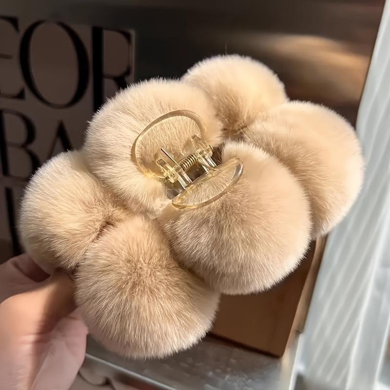 

Extra Large Plush Hair Clip, Suitable for Thick Long Hair, Sturdy and Non Slip Large Hair Clip. Ladies Hair Accessories хаки