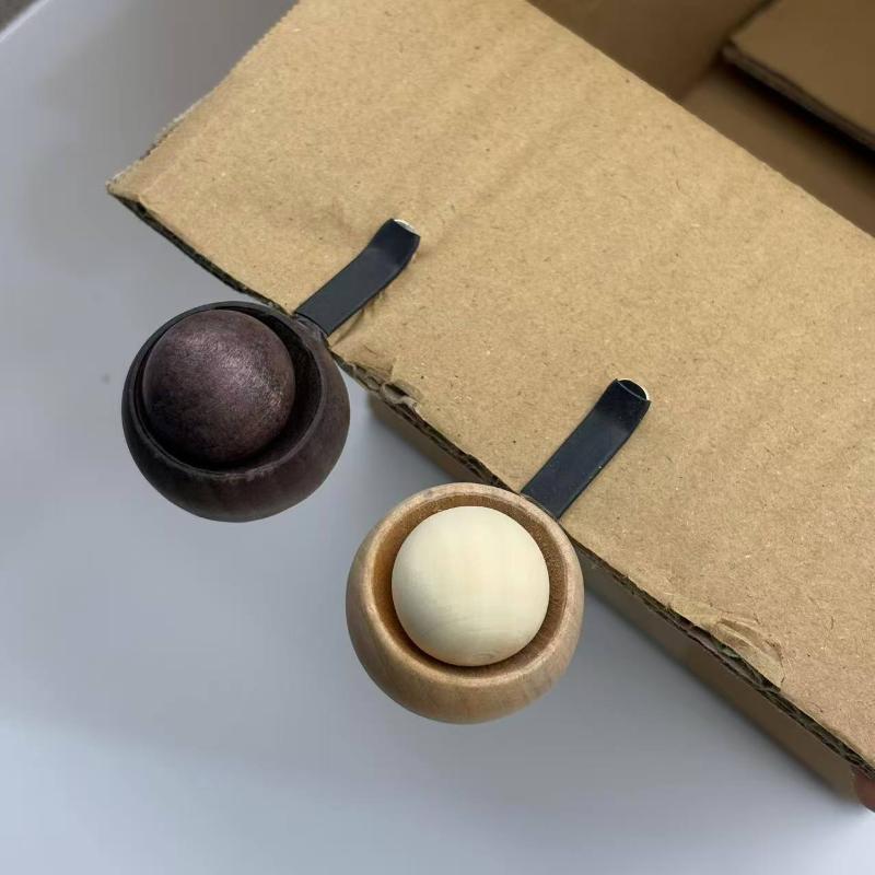 Spherical Wooden Car Essential Oil Diffuser Car Aromatherapy Clip Car Air Freshener Auto Decoration