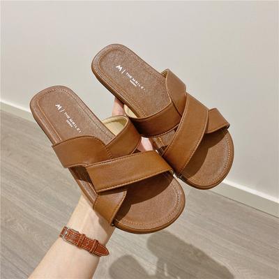 2025 New Summer Soft-soled One-word Cool Slippers Women's Fashion Korean Version of Versatile Flat-bottomed Beach Shoes Women's Shoes