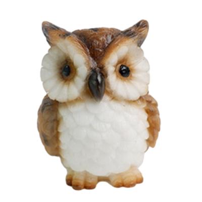Mini Owl Figurine Miniature Owl Resin Ornament Tiny Animal Figure for Terrarium Bonsai Micro Landscape Fairy Garden Cake Topper Decoration