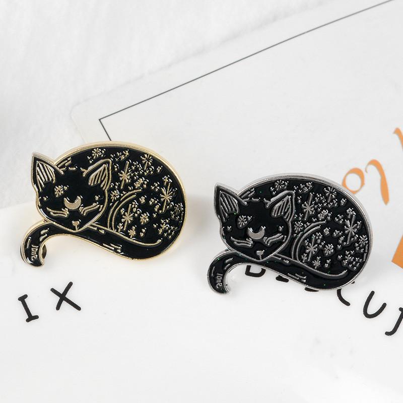 Unique Cartoon Cat Brooch Cute Sleeping Cat Design Fashionable Alloy Pin For Unisex Style