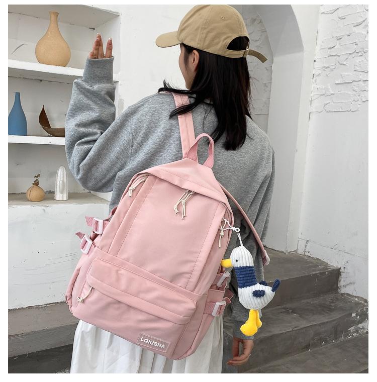 Schoolbag winter new women's backpack, trendy and fashionable middle school student schoolbag, large-capacity simple campus student backpack