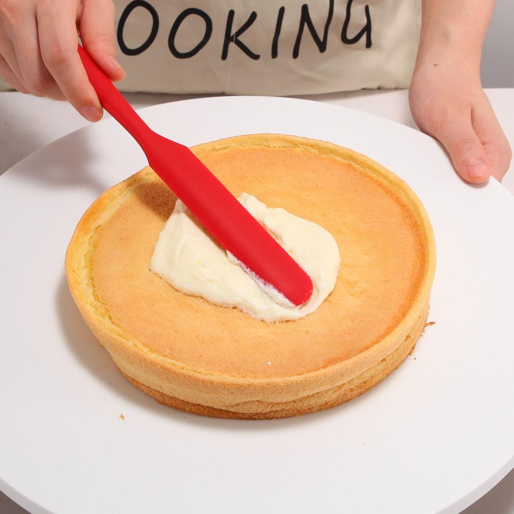 1 piece - Heat resistant silicone spatula, long handle cake cream mixer, baking dough scraper, candy tool, kitchen accessories