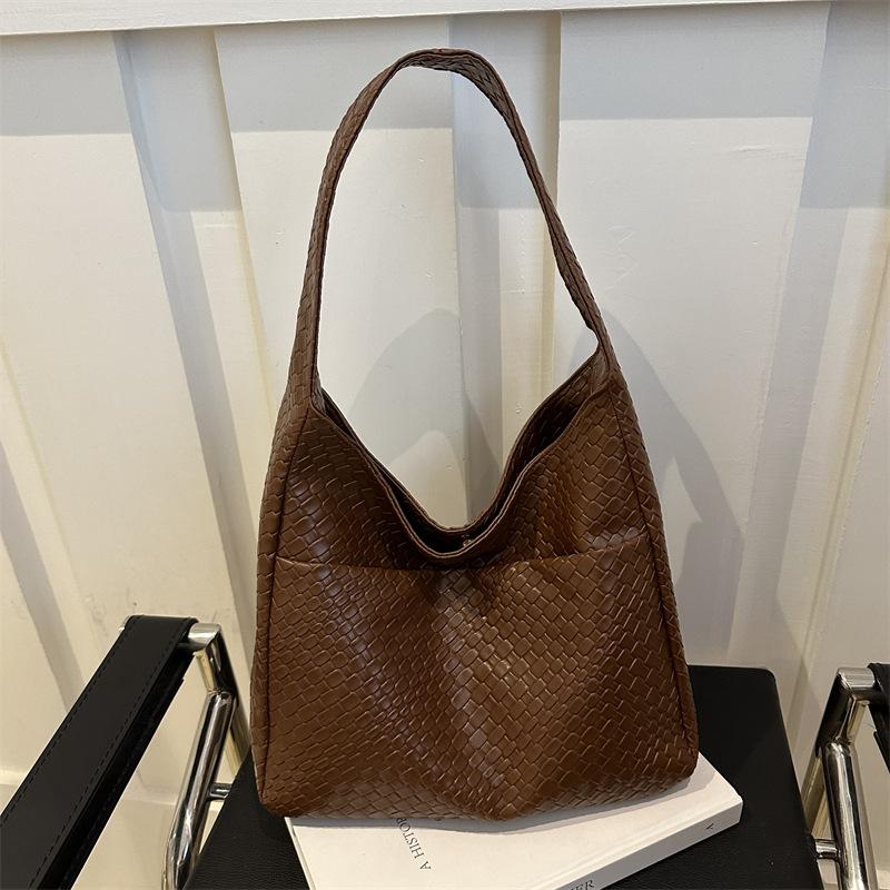 Popular Bags for Women Commuting Tote Bags Niche Design Retro Versatile Underarm Bag Fashionable Shoulder Bag