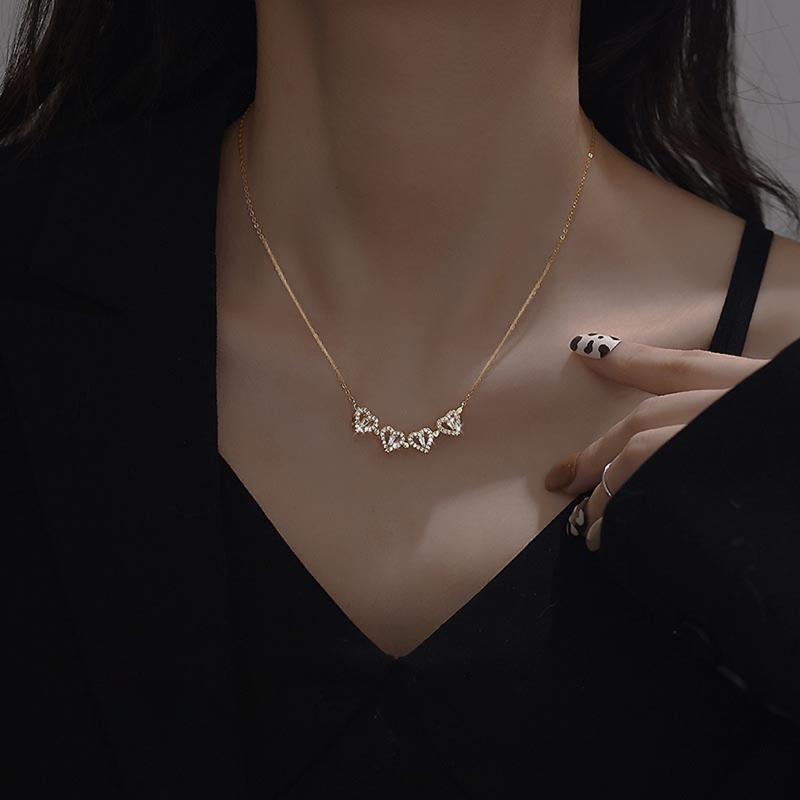 Heart Shaped & Four Leaf Clover Convertible Pendant Necklace Advanced Sense Necklace Crystals Jewelry for Women Girls