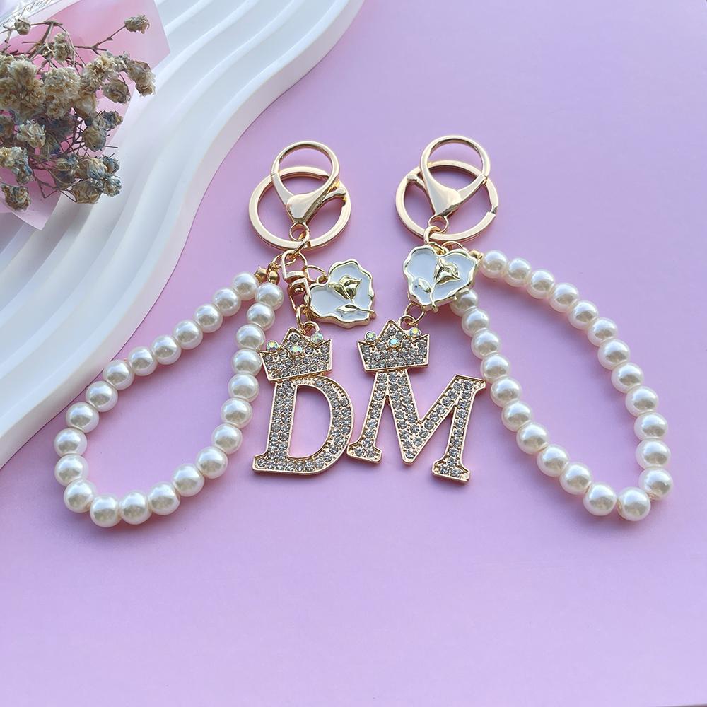 Boutique Crown A-Z 26 Initial Letters Rose Keyring Crystal Faux Pearl Resin Beaded Keychain Bag Pendant Women Girl Gifts Jewelry
