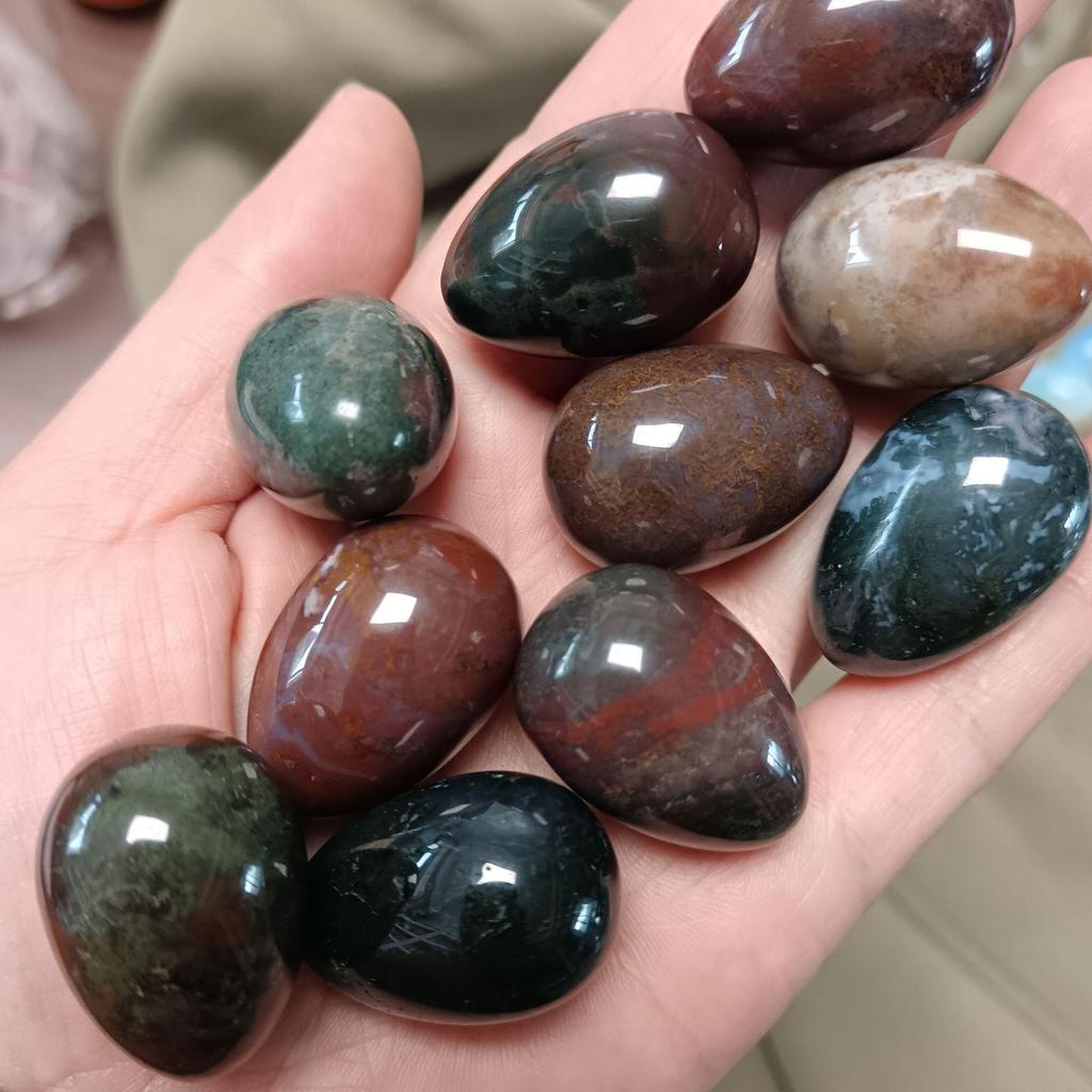 Färgstarka Fågeläggstenar: Kattöga, Agat, Jade, Röd Jaspis, Obsidian, Opal